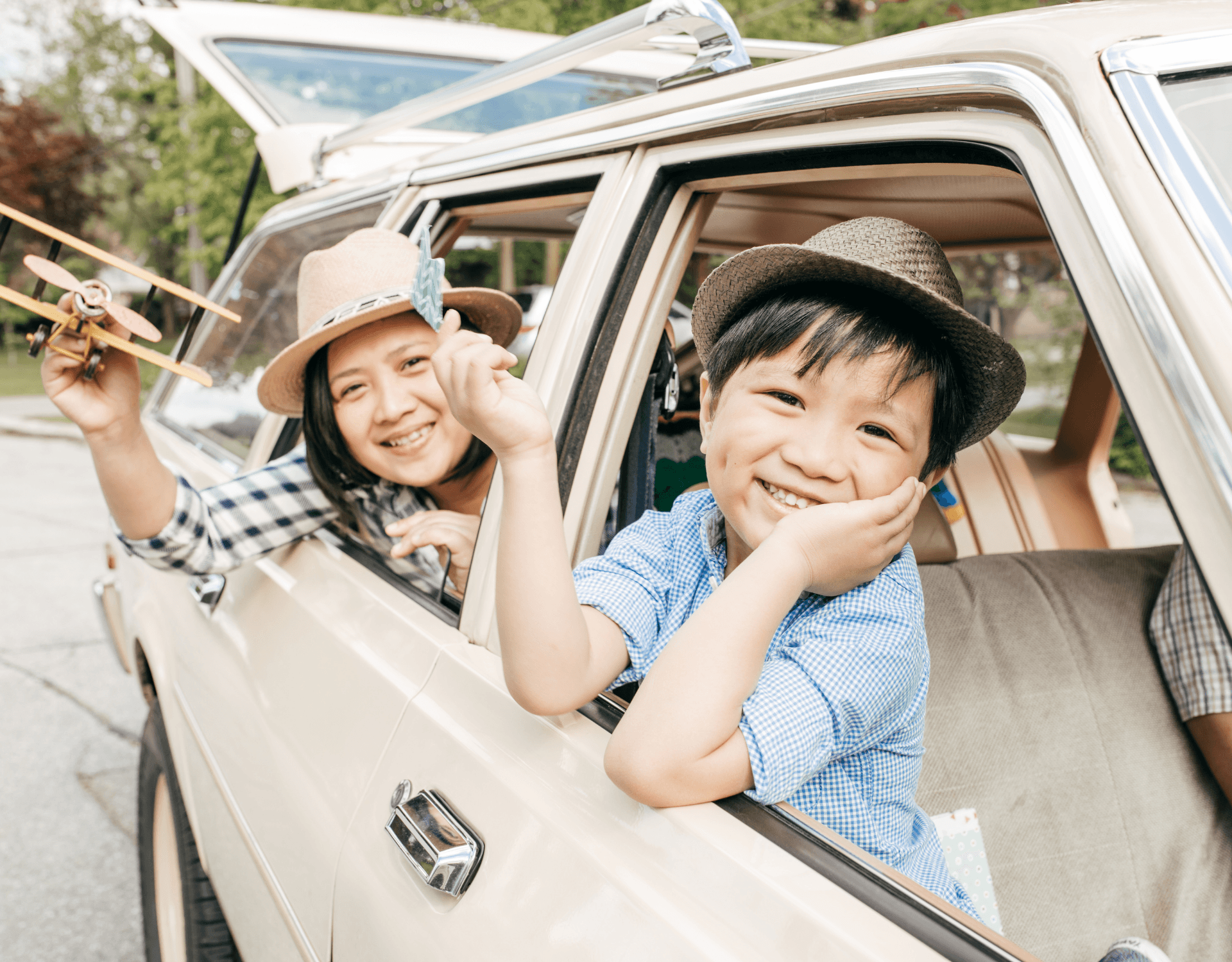 10 Easy Tips For Traveling With Children