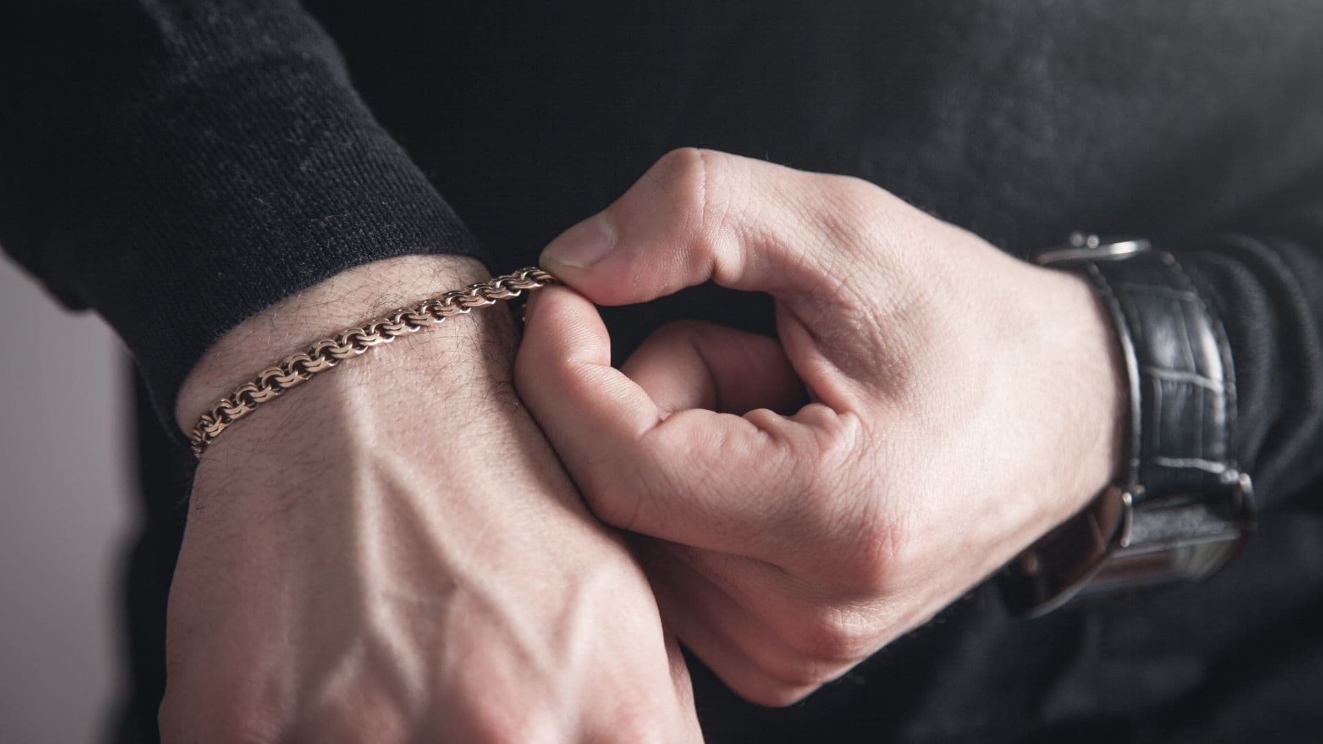 Awesome Father’s Day Gifts, Jewelry, and Watches for Him