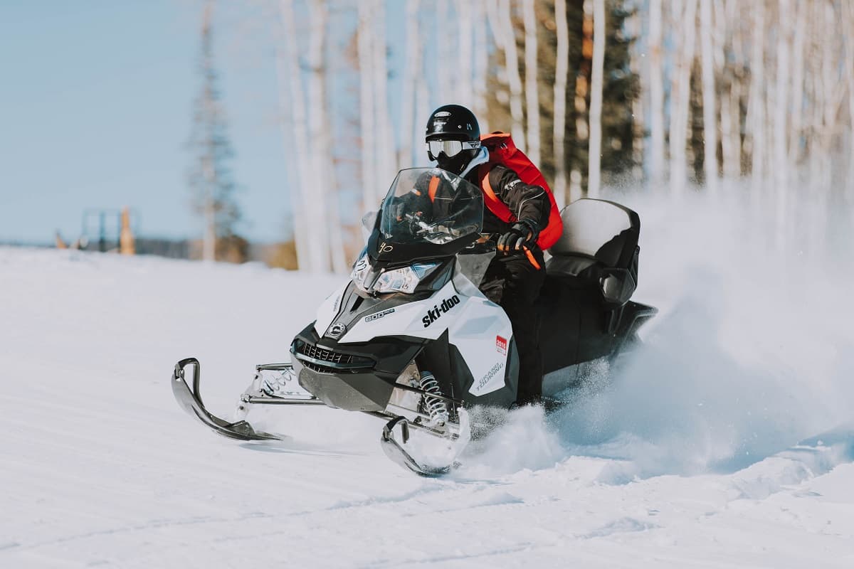 The Importance of Snowmobile Helmet Safety