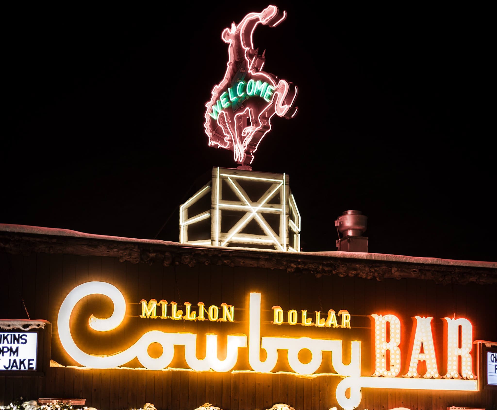 What to Wear to a Country Western Bar?