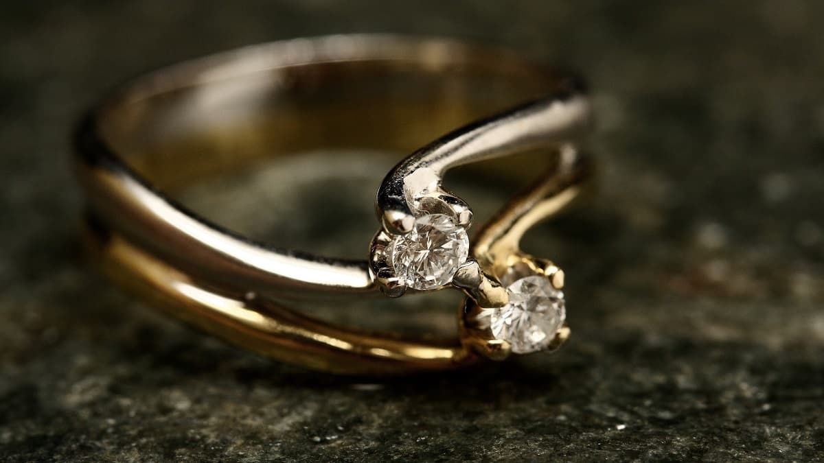 When to Buy an Engagement Setting Only: Your Definitive Guide