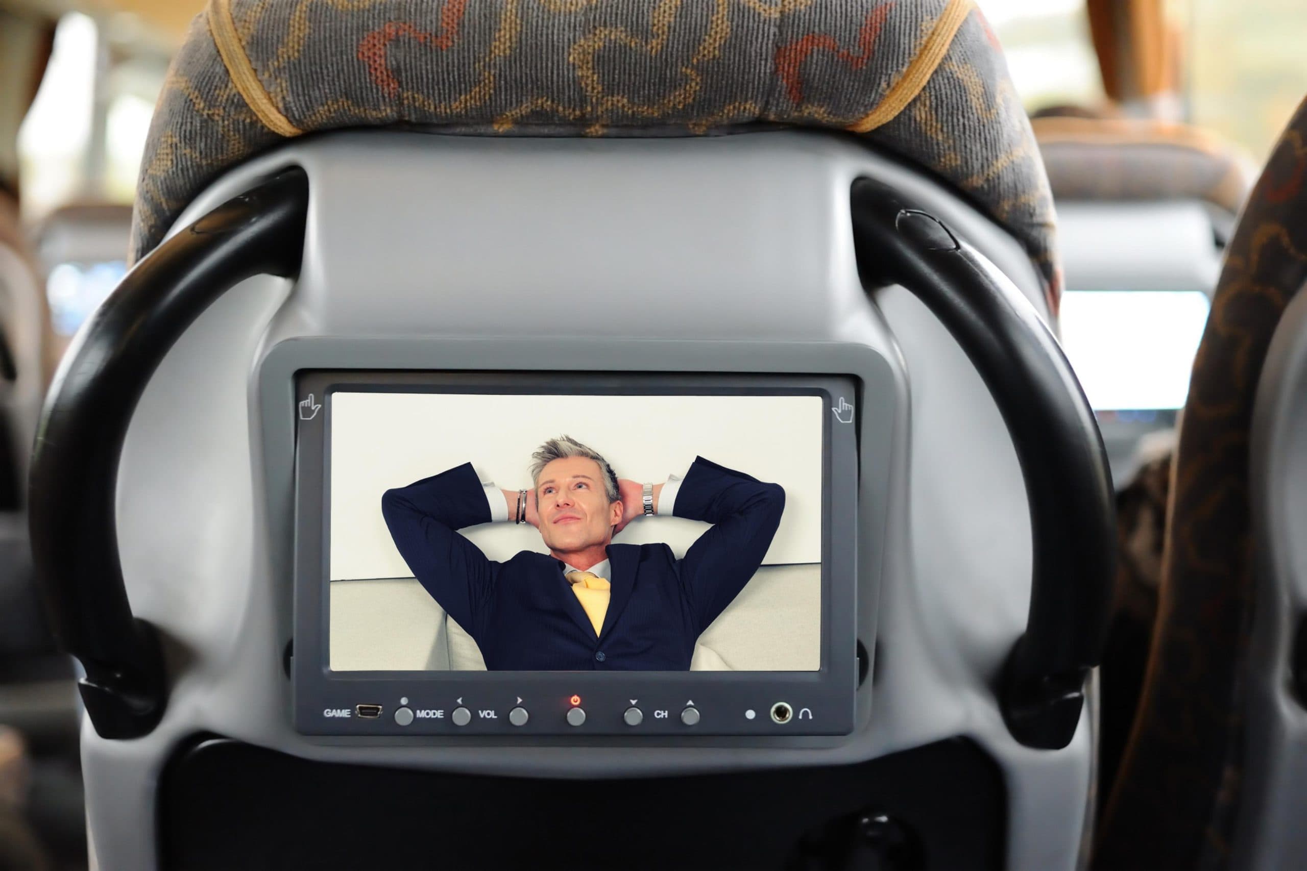 Quick and Easy Tips to Have a Comfy Travel During Long Flights