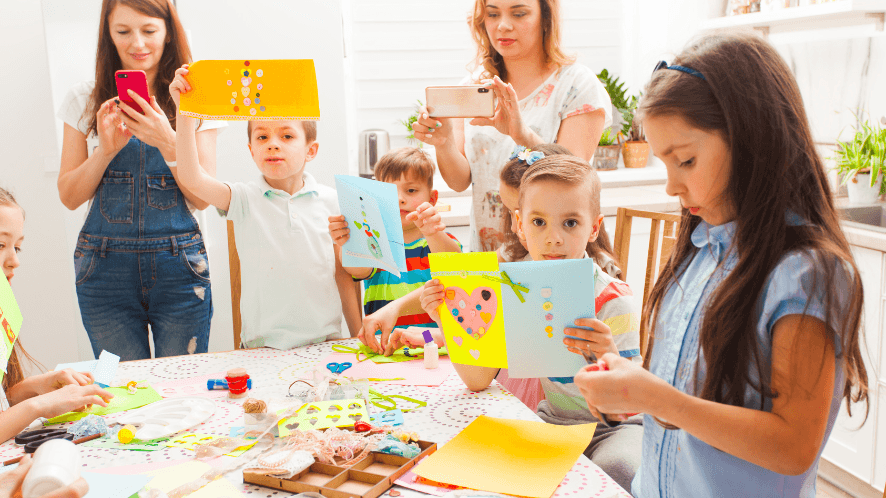 What is the Valentine’s Day Crafts for Kids?